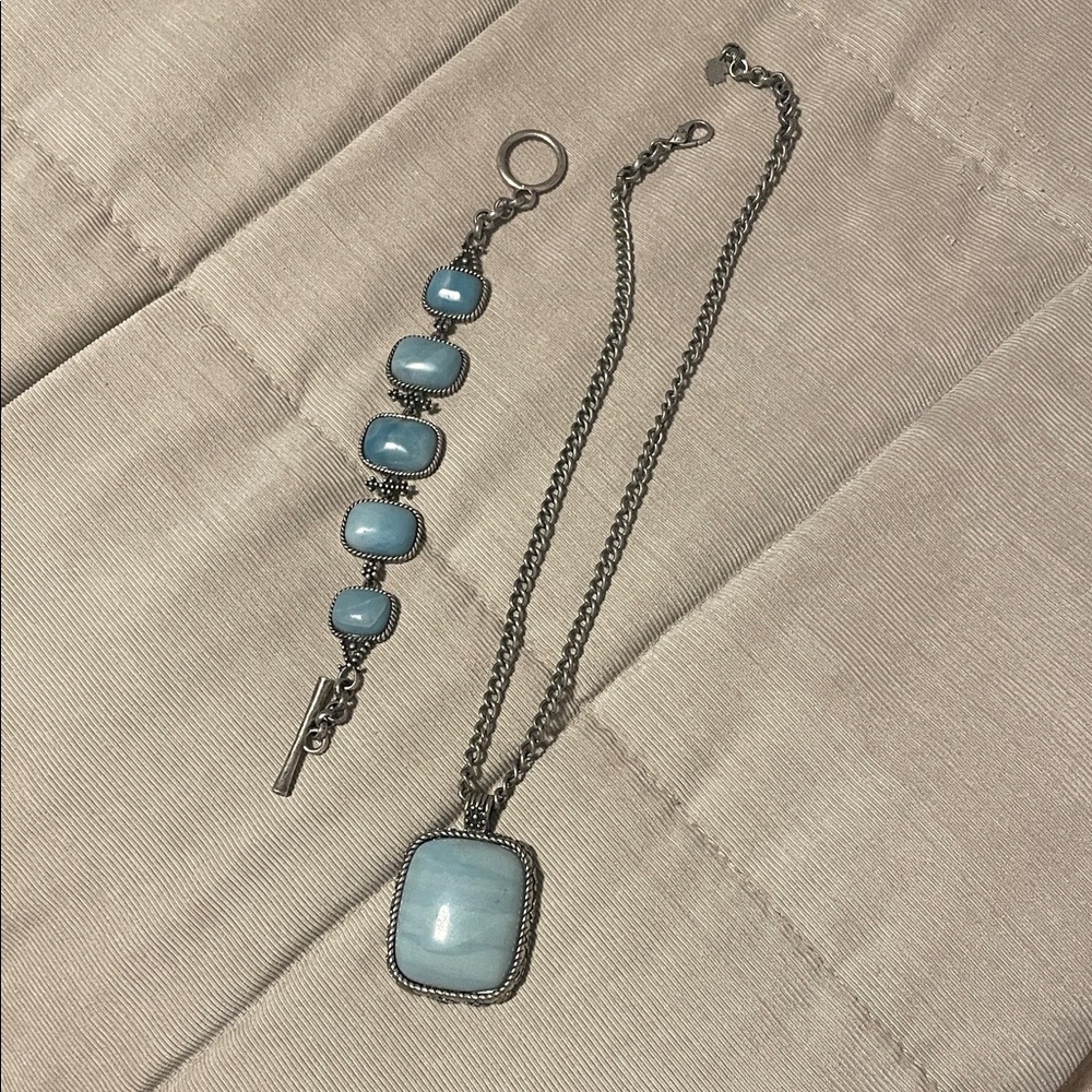 Lucky Brand Light Blue Stone Necklace and Bracelet Set Turquoise!